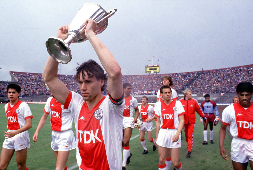 Rivalità del calcio, De Klassieker, Ajax vs. Feyenoord, Marco Van Basten