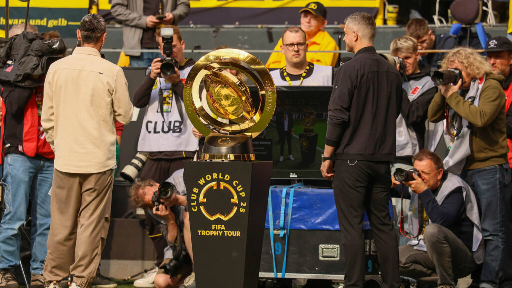 Trofeo Coppa Del Mondo per Club