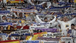 Como a Cultura das Torcidas Muda de Clube para Clube