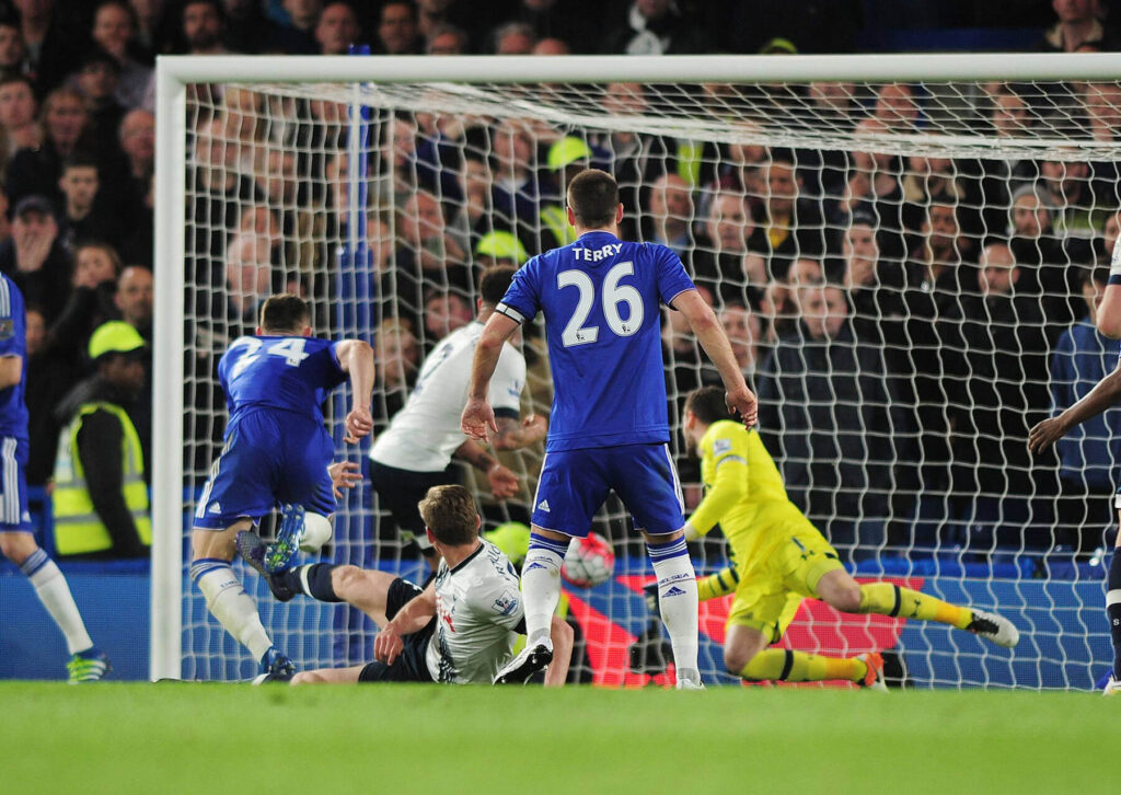 Chelsea Tottenham 2016