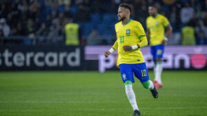 Neymar Lotta Contro gli Infortuni per non Essere Dimenticato da Ancelotti